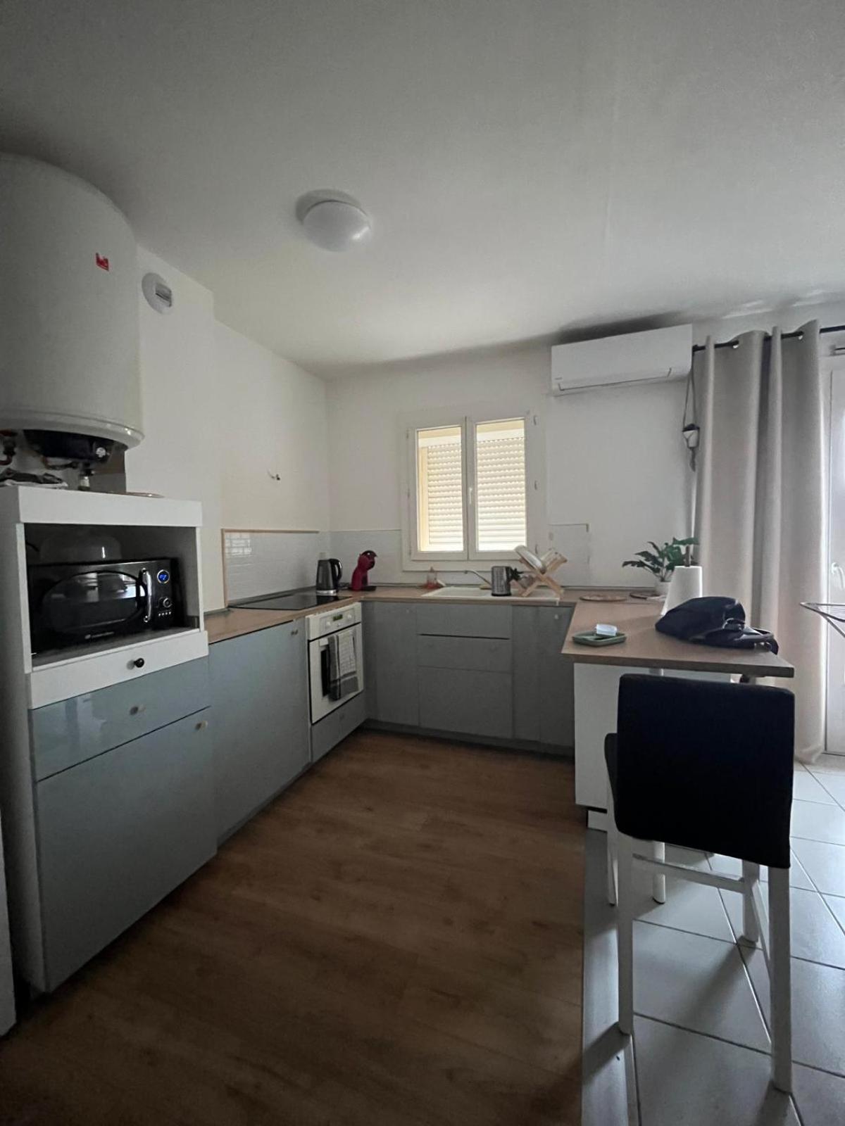 Appartement Climatise Avec Parking A אלבי מראה חיצוני תמונה